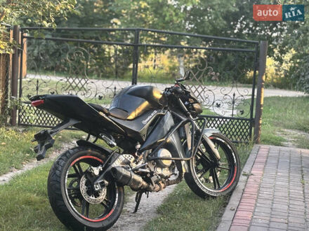 Ямаха YZF R-125 2014 у Радехове на Automoto.ua Синій Ямаха YZF R-125, об'ємом двигуна 0.1 л та пробігом 23 тис. км за 1100 $, фото 1 на Automoto.ua