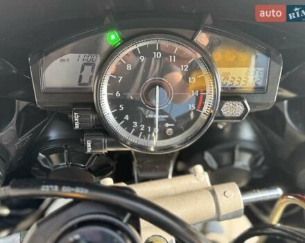 Черный Ямаха YZF R1, объемом двигателя 1 л и пробегом 33 тыс. км за 10699 $, фото 24 на Automoto.ua