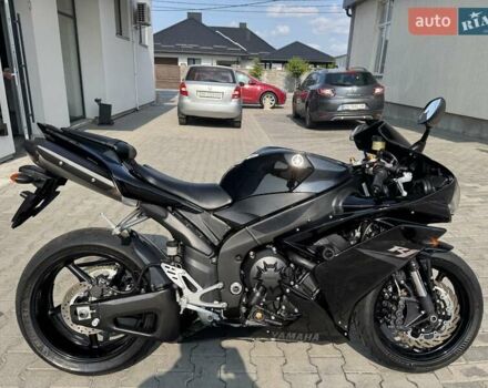 Черный Ямаха YZF R1, объемом двигателя 1 л и пробегом 33 тыс. км за 10699 $, фото 10 на Automoto.ua