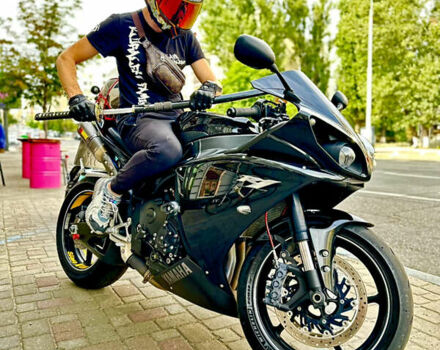 Ямаха YZF R1, объемом двигателя 1 л и пробегом 35 тыс. км за 10500 $, фото 5 на Automoto.ua