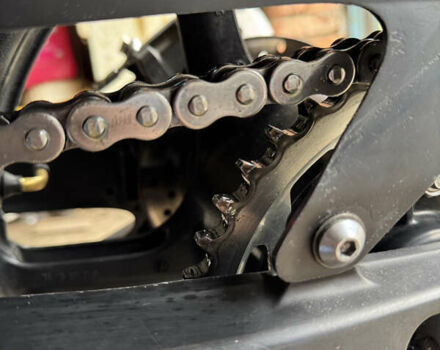 Желтый Ямаха YZF R1, объемом двигателя 1 л и пробегом 57 тыс. км за 7500 $, фото 10 на Automoto.ua