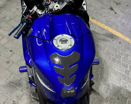 Синій Ямаха YZF R1, об'ємом двигуна 1 л та пробігом 42 тис. км за 7000 $, фото 4 на Automoto.ua