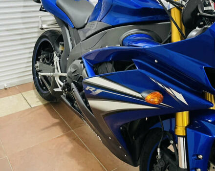 Синий Ямаха YZF R1, объемом двигателя 1 л и пробегом 33 тыс. км за 9800 $, фото 3 на Automoto.ua