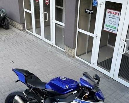 Синий Ямаха YZF R1, объемом двигателя 1 л и пробегом 28 тыс. км за 16000 $, фото 2 на Automoto.ua