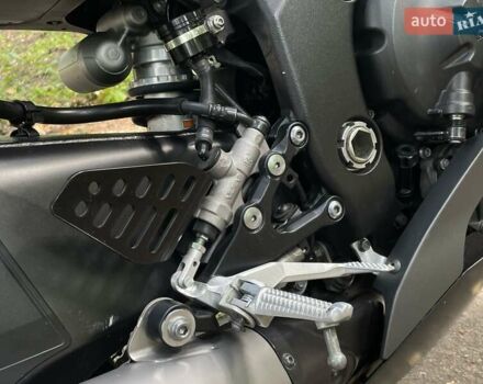 Черный Ямаха YZF R6, объемом двигателя 0.6 л и пробегом 25 тыс. км за 6900 $, фото 32 на Automoto.ua