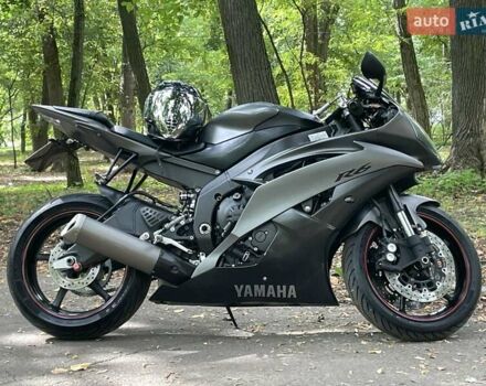 Черный Ямаха YZF R6, объемом двигателя 0.6 л и пробегом 25 тыс. км за 6900 $, фото 1 на Automoto.ua