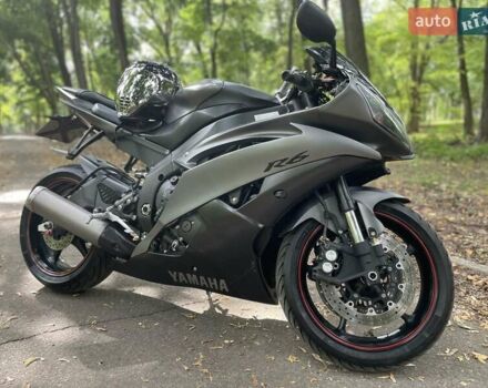 Черный Ямаха YZF R6, объемом двигателя 0.6 л и пробегом 25 тыс. км за 6900 $, фото 3 на Automoto.ua