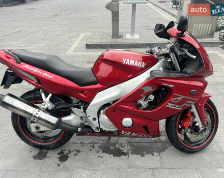 Красный Ямаха YZF R6, объемом двигателя 0.6 л и пробегом 27 тыс. км за 3700 $, фото 1 на Automoto.ua