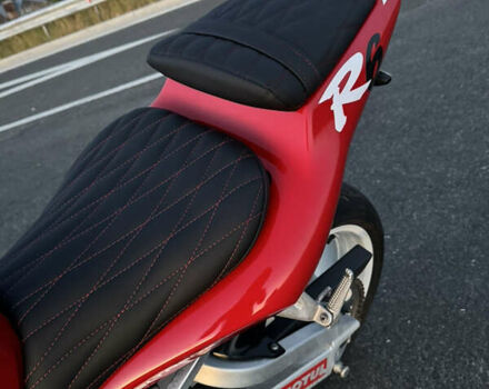 Красный Ямаха YZF R6, объемом двигателя 0.6 л и пробегом 40 тыс. км за 4100 $, фото 10 на Automoto.ua