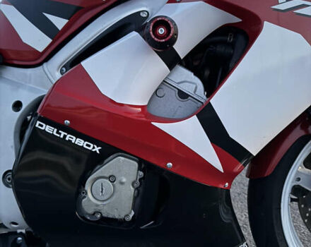 Красный Ямаха YZF R6, объемом двигателя 0.6 л и пробегом 40 тыс. км за 4100 $, фото 8 на Automoto.ua