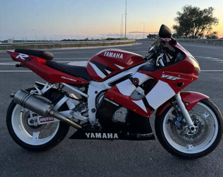 Красный Ямаха YZF R6, объемом двигателя 0.6 л и пробегом 40 тыс. км за 4100 $, фото 13 на Automoto.ua