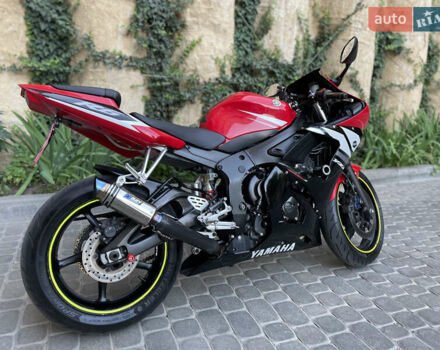 Красный Ямаха YZF R6, объемом двигателя 0.6 л и пробегом 30 тыс. км за 5950 $, фото 4 на Automoto.ua