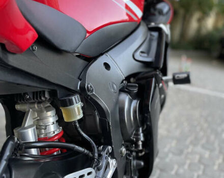 Красный Ямаха YZF R6, объемом двигателя 0.6 л и пробегом 30 тыс. км за 5950 $, фото 6 на Automoto.ua