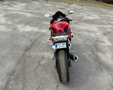 Красный Ямаха YZF R6, объемом двигателя 0.6 л и пробегом 27 тыс. км за 8500 $, фото 5 на Automoto.ua