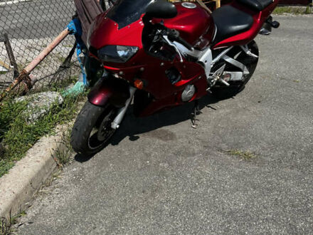 Ямаха YZF R6 2001 у Києві на Automoto.ua Червоний Ямаха YZF R6, об'ємом двигуна 0.6 л та пробігом 20 тис. км за 3000 $, фото 1 на Automoto.ua