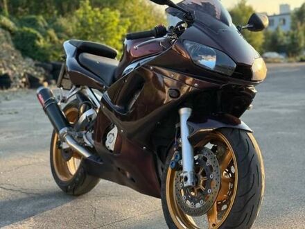 Ямаха YZF R6 2002 у Києві на Automoto.ua Червоний Ямаха YZF R6, об'ємом двигуна 0.6 л та пробігом 22 тис. км за 4500 $, фото 1 на Automoto.ua
