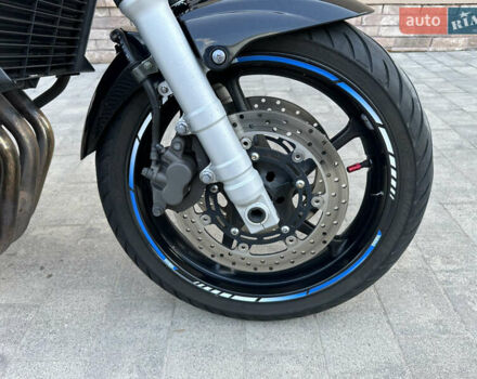 Серый Ямаха YZF R6, объемом двигателя 0.6 л и пробегом 52 тыс. км за 4600 $, фото 11 на Automoto.ua