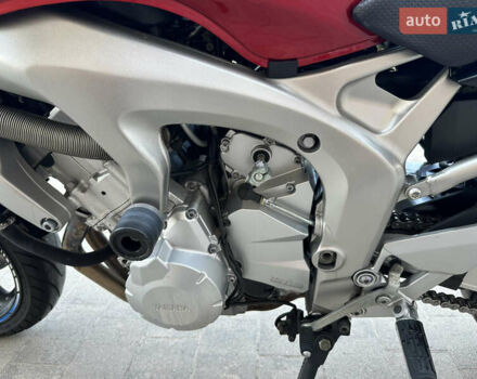Серый Ямаха YZF R6, объемом двигателя 0.6 л и пробегом 52 тыс. км за 4600 $, фото 9 на Automoto.ua