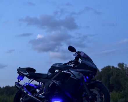 Серый Ямаха YZF R6, объемом двигателя 0.6 л и пробегом 41 тыс. км за 6000 $, фото 2 на Automoto.ua