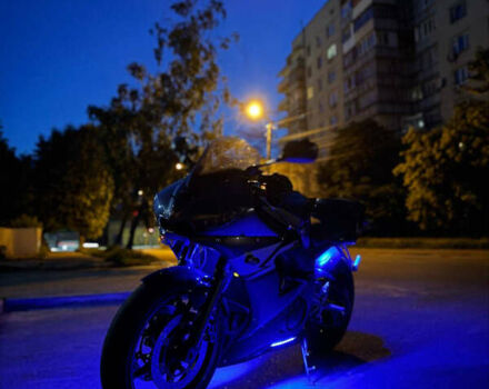 Серый Ямаха YZF R6, объемом двигателя 0.6 л и пробегом 41 тыс. км за 6000 $, фото 1 на Automoto.ua