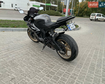 Серый Ямаха YZF R6, объемом двигателя 0.6 л и пробегом 48 тыс. км за 8000 $, фото 3 на Automoto.ua