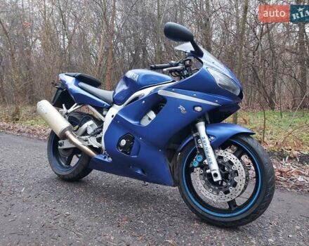 Синий Ямаха YZF R6, объемом двигателя 0.6 л и пробегом 44 тыс. км за 4500 $, фото 2 на Automoto.ua