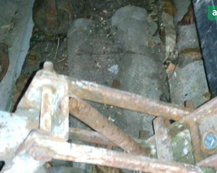 Янмар УМ 1610, объемом двигателя 1 л и пробегом 1000 тыс. км за 7500 $, фото 10 на Automoto.ua