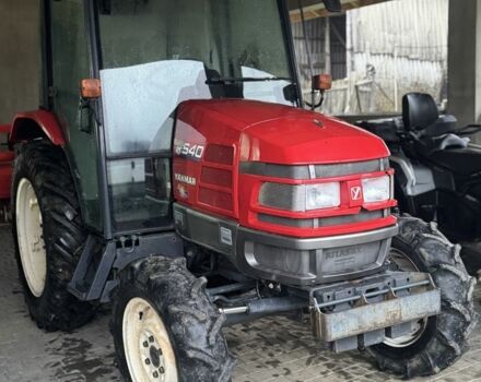 Красный Янмар US 540, объемом двигателя 2.2 л и пробегом 20 тыс. км за 16500 $, фото 1 на Automoto.ua