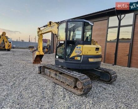 Желтый Янмар VIO 70, объемом двигателя 0 л и пробегом 290 тыс. км за 40698 $, фото 2 на Automoto.ua