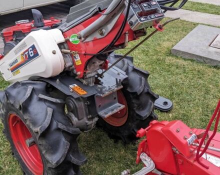 Красный Янмар YT 6S, объемом двигателя 0 л и пробегом 10 тыс. км за 1700 $, фото 1 на Automoto.ua