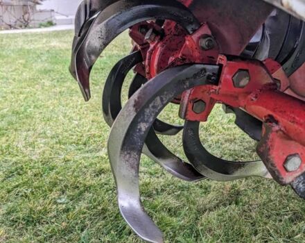 Красный Янмар YT 6S, объемом двигателя 0 л и пробегом 10 тыс. км за 1700 $, фото 5 на Automoto.ua