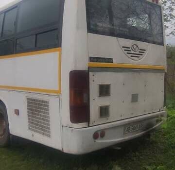 Юи ЗГТ 6831 2007 в Жмеренке на Automoto.ua Белый Юи ЗГТ 6831, объемом двигателя 4.25 л и пробегом 250 тыс. км за 5500 $, фото 4 на Automoto.ua