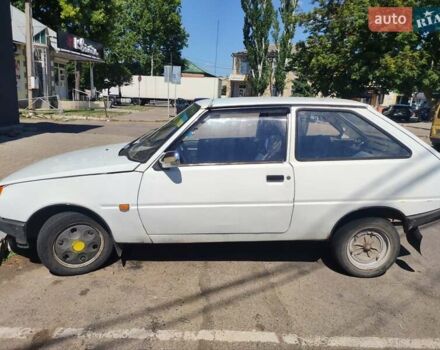 Белый ЗАЗ 1102 Таврия, объемом двигателя 1.1 л и пробегом 600 тыс. км за 750 $, фото 2 на Automoto.ua