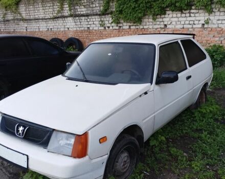 Белый ЗАЗ 1102 Таврия, объемом двигателя 1 л и пробегом 200 тыс. км за 346 $, фото 1 на Automoto.ua