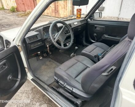 Белый ЗАЗ 1102 Таврия, объемом двигателя 1.1 л и пробегом 170 тыс. км за 523 $, фото 5 на Automoto.ua