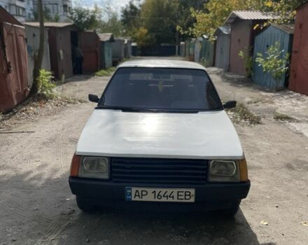 Белый ЗАЗ 1102 Таврия, объемом двигателя 1.1 л и пробегом 100 тыс. км за 604 $, фото 1 на Automoto.ua