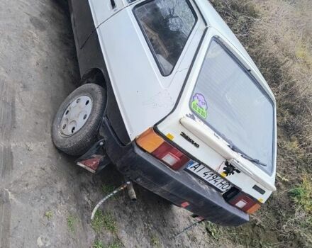 Белый ЗАЗ 1102 Таврия, объемом двигателя 1.1 л и пробегом 300 тыс. км за 402 $, фото 1 на Automoto.ua