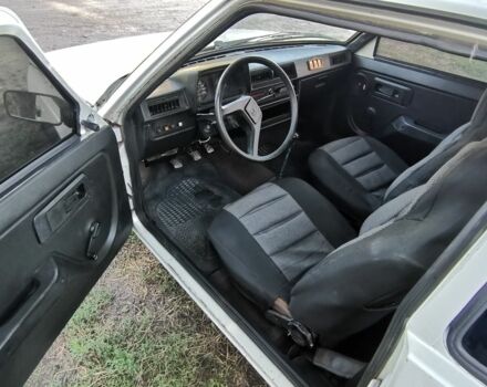 Белый ЗАЗ 1102 Таврия, объемом двигателя 1.1 л и пробегом 45 тыс. км за 650 $, фото 2 на Automoto.ua