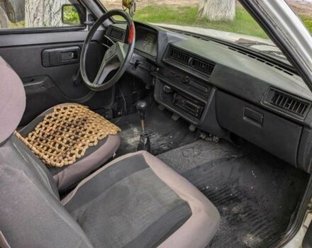 Белый ЗАЗ 1102 Таврия, объемом двигателя 1.1 л и пробегом 1000 тыс. км за 800 $, фото 6 на Automoto.ua