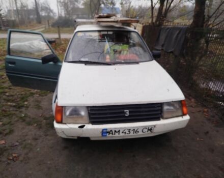 Белый ЗАЗ 1102 Таврия, объемом двигателя 1.1 л и пробегом 200 тыс. км за 832 $, фото 5 на Automoto.ua