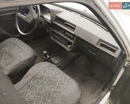 Белый ЗАЗ 1102 Таврия, объемом двигателя 1.2 л и пробегом 100 тыс. км за 700 $, фото 4 на Automoto.ua