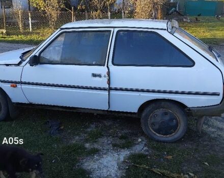 Білий ЗАЗ 1102 Таврія, об'ємом двигуна 1.2 л та пробігом 300 тис. км за 200 $, фото 3 на Automoto.ua