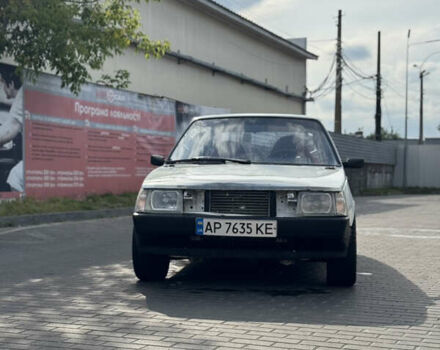 Белый ЗАЗ 1102 Таврия, объемом двигателя 1.1 л и пробегом 446 тыс. км за 3100 $, фото 12 на Automoto.ua