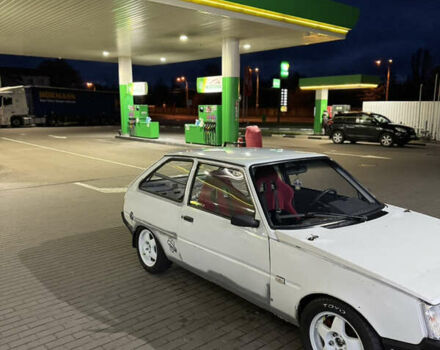 Белый ЗАЗ 1102 Таврия, объемом двигателя 1.1 л и пробегом 446 тыс. км за 3100 $, фото 8 на Automoto.ua