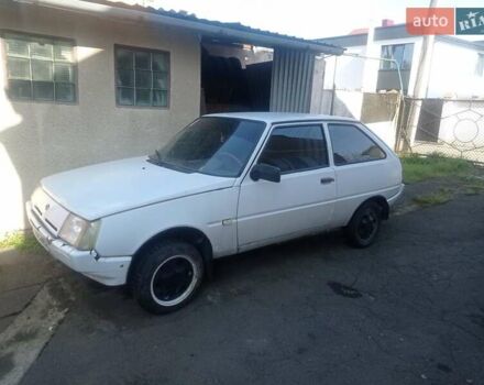 Белый ЗАЗ 1102 Таврия, объемом двигателя 1.1 л и пробегом 400 тыс. км за 550 $, фото 1 на Automoto.ua