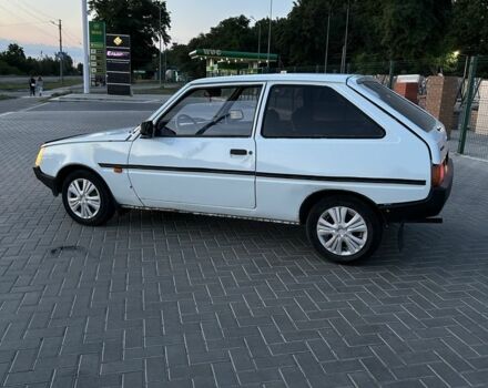 Белый ЗАЗ 1102 Таврия, объемом двигателя 1.1 л и пробегом 15 тыс. км за 848 $, фото 3 на Automoto.ua