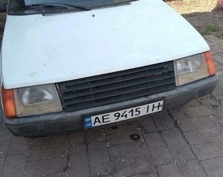 Белый ЗАЗ 1102 Таврия, объемом двигателя 1.1 л и пробегом 1000 тыс. км за 834 $, фото 2 на Automoto.ua