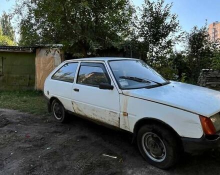 Белый ЗАЗ 1102 Таврия, объемом двигателя 1.1 л и пробегом 200 тыс. км за 350 $, фото 2 на Automoto.ua