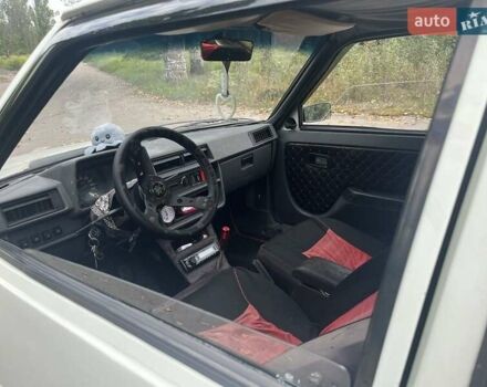 Белый ЗАЗ 1102 Таврия, объемом двигателя 1.2 л и пробегом 168 тыс. км за 654 $, фото 3 на Automoto.ua