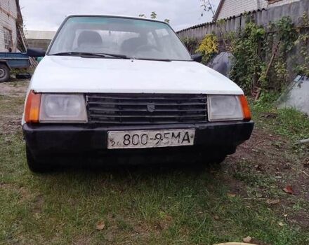 Белый ЗАЗ 1102 Таврия, объемом двигателя 1.1 л и пробегом 200 тыс. км за 337 $, фото 3 на Automoto.ua